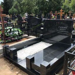 Семейный классический памятник 15000