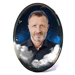 фото с облаками на памятник