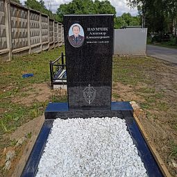Памятник прямой на могилу 